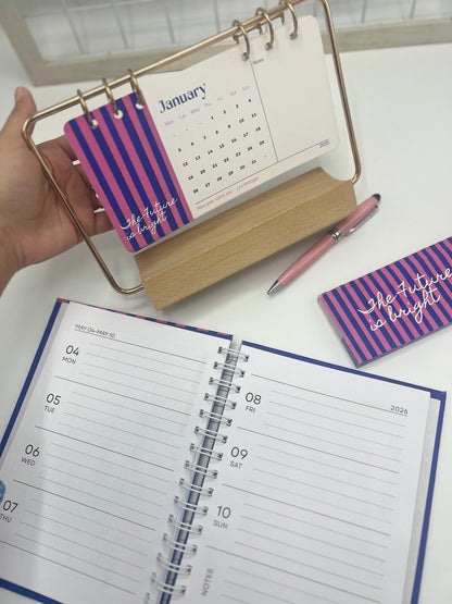 Desk Calendar + Wooden Stand