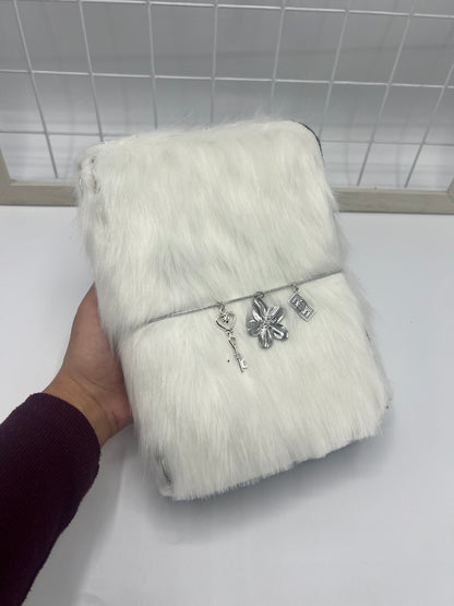 Ivory Fur | A5 Trifold Refillable Journal