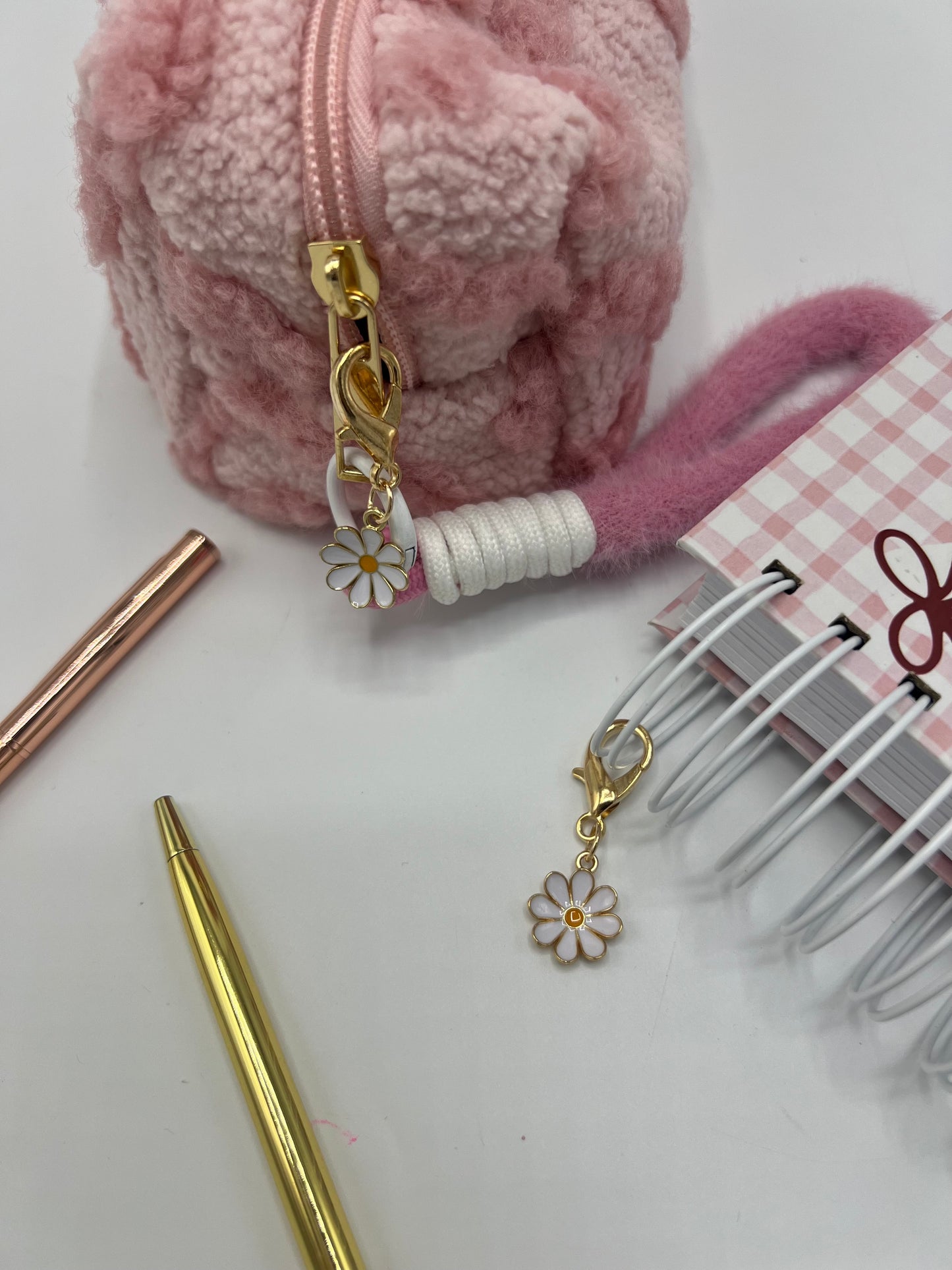 Mini Daisy Flower Charm