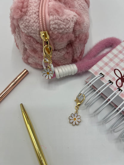 Mini Daisy Flower Charm